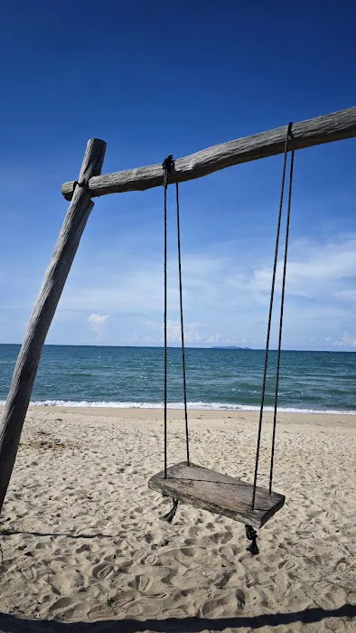 Penarik Beach Picture 1