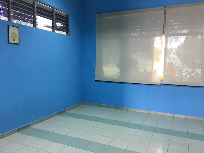 Surau Plaza Tol Shah Alam Picture 3