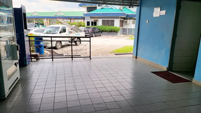 Surau Plaza Tol Shah Alam Picture 2
