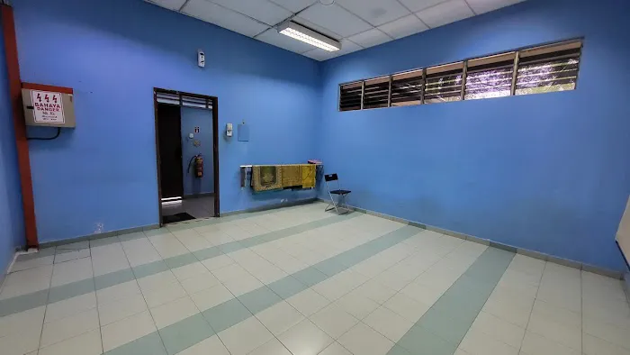 Surau Plaza Tol Shah Alam Picture 1