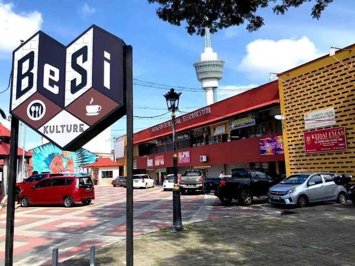 Besi Kulture Cafe Picture 6
