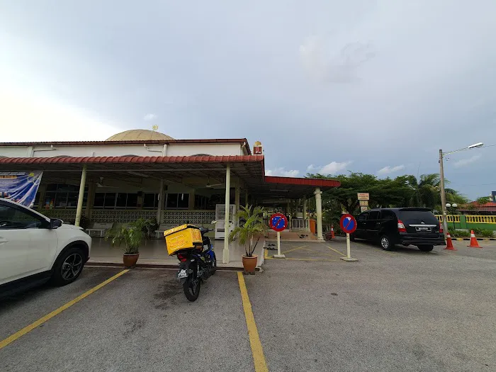 Sirajuddin Al-Anuar Mosque Picture 2