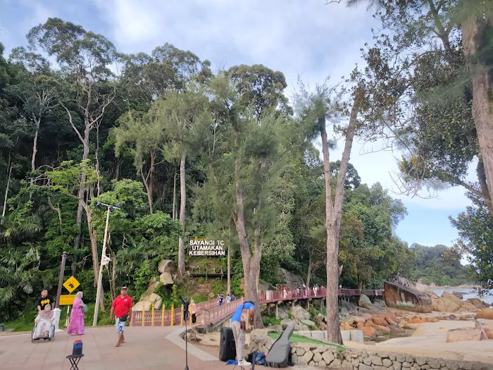 Teluk cempedak Picture 9