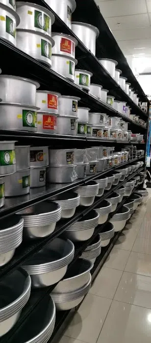 Brother's Mall Wholesale City Picture 2