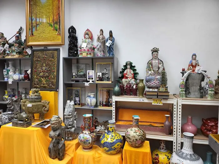 BMC COLLECTIONS (ANTIQUE) Picture 8