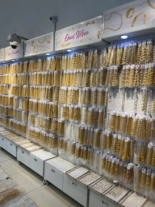 GJ Jewellery /Golden Jaguar Jewellery Picture 9