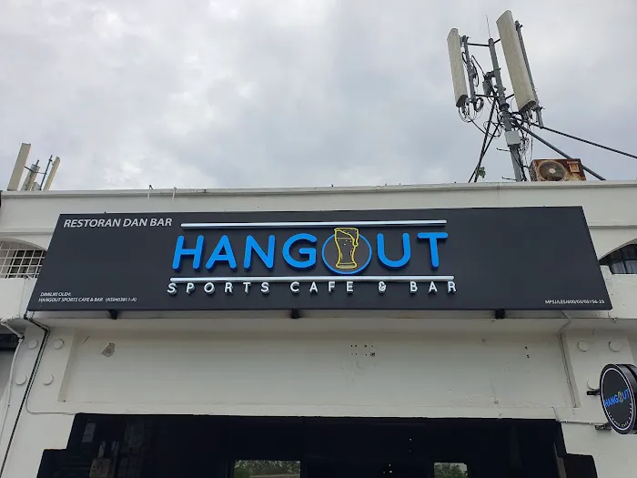 Hangout Sports Cafe & Bar Picture 5