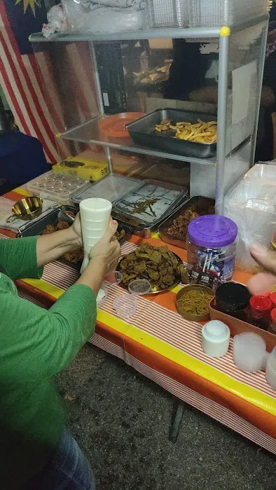 Route 11 Nasi lemak Panas Picture 2