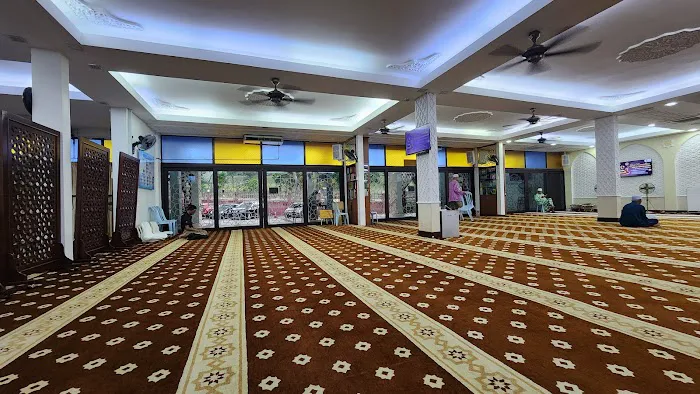 Surau Al-Ansar Seksyen 2 Shah Alam Picture 3