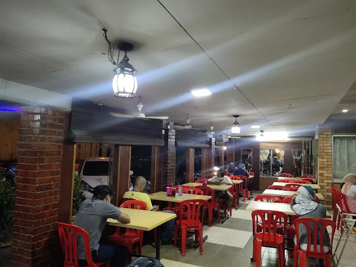 Aiza Tomyam Seafood Picture 2