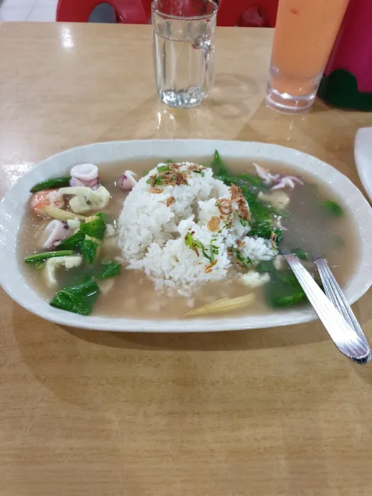 Aiza Tomyam Seafood Picture 5