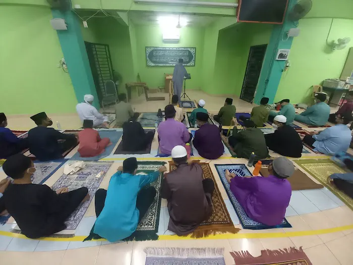 Surau Nur Al-Falah SMK Sg Pusu Picture 5