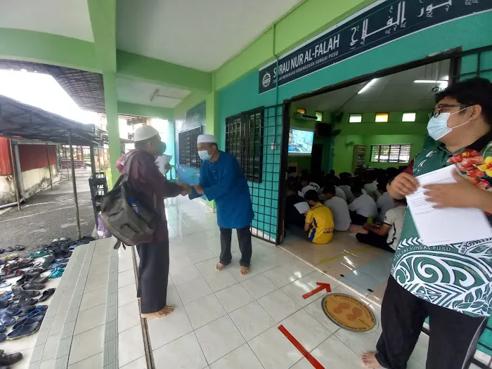 Surau Nur Al-Falah SMK Sg Pusu Picture 6