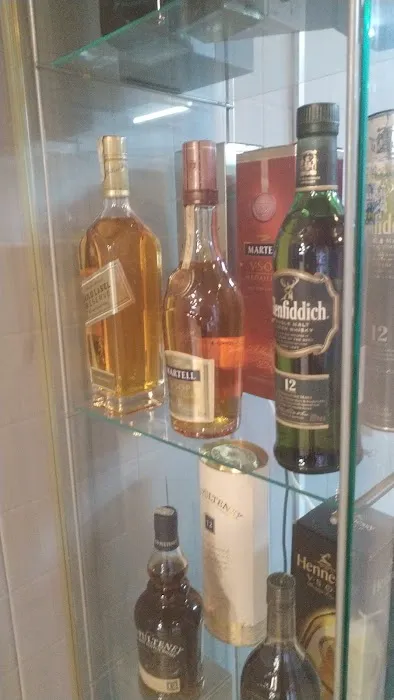 Eagle eye wine store Picture 7