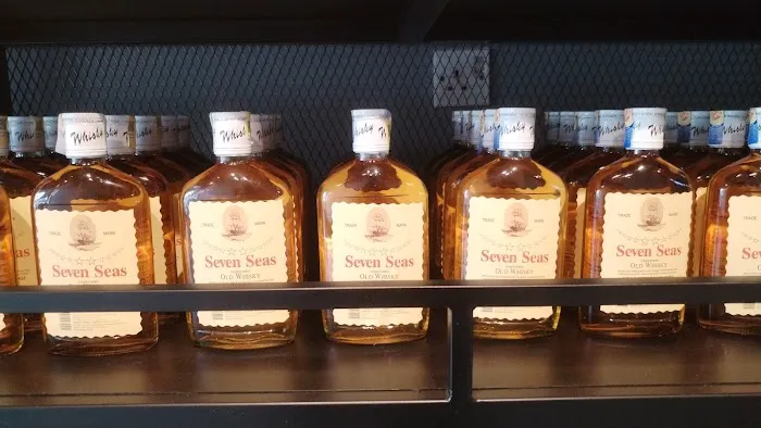 Eagle eye wine store Picture 8