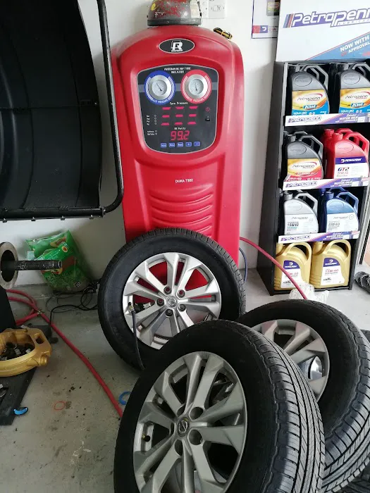 BU Tyres and Car Services Picture 6