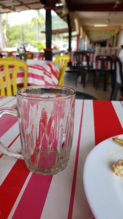 Ampang Pecah Seafood Picture 3