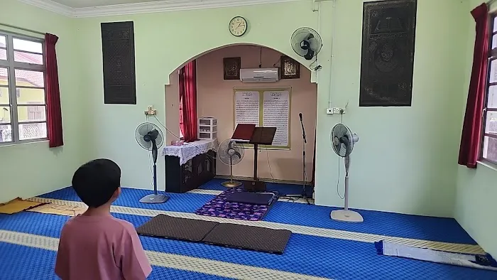 Balaisah / Surau Taman Kota Sri Aman Picture 1