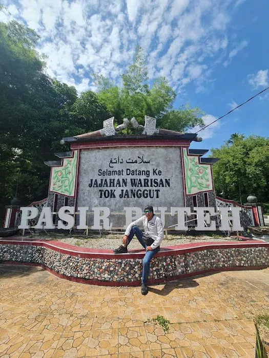 Dataran Tok Janggut Picture 4