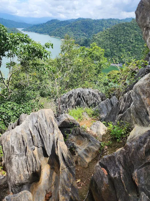 Limestone Island Picture 5