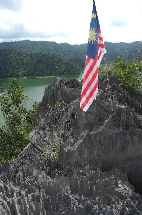 Limestone Island Picture 2