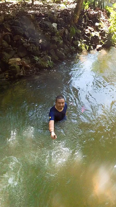 Village River Hill Picture 1