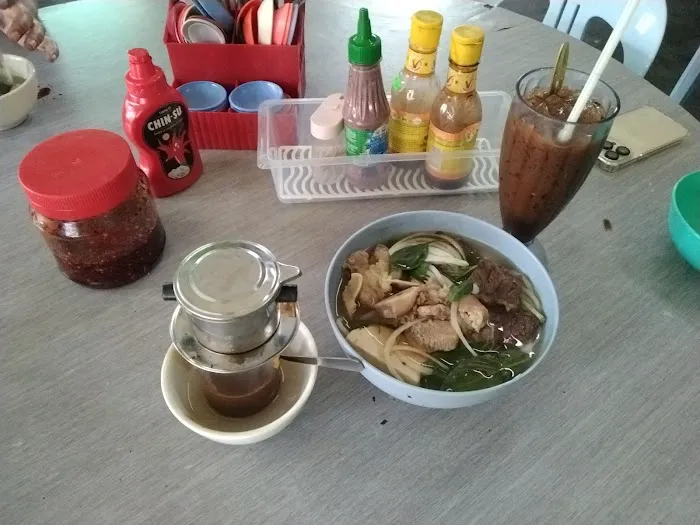 Little Vietnam Restaurant Picture 5