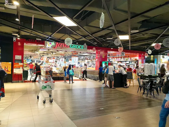 DPULZE Shopping Centre Picture 10