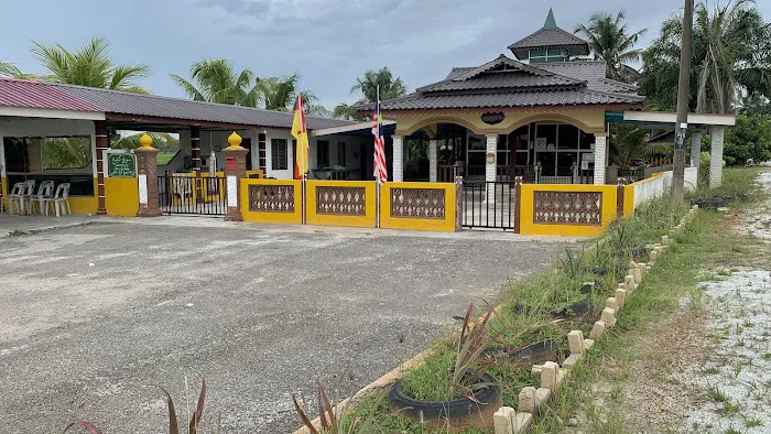 Surau Kuning Picture 4