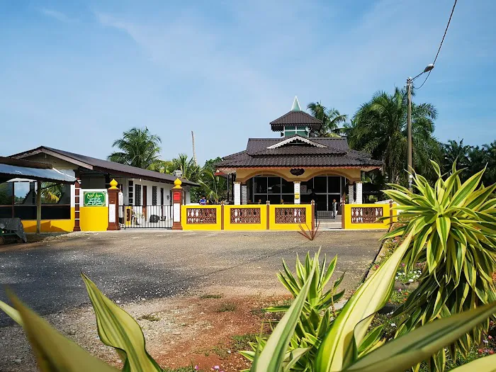 Surau Kuning Picture 5