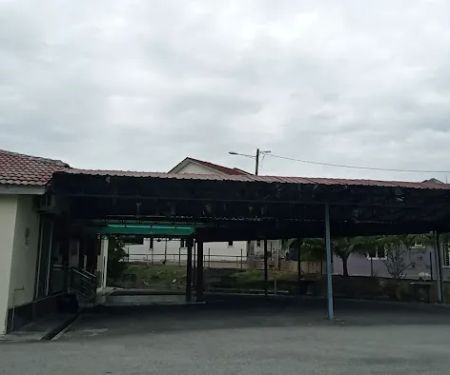 Surau Al-Muttaqin Damai Court