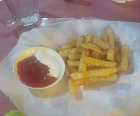 Tomyam 88 X cim burger