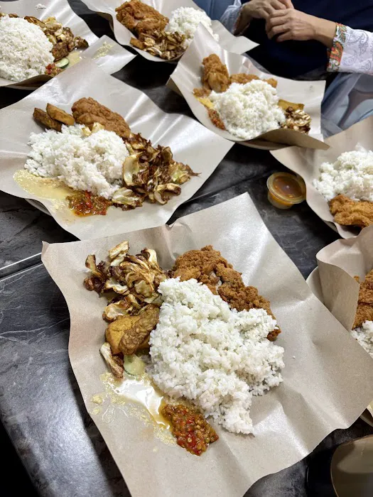 Ayam Gepuk Crumblefire Picture 10