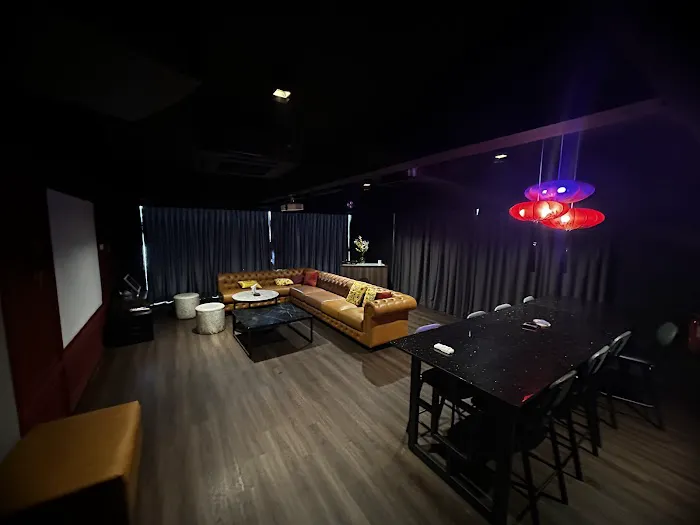 九十九馆 • Ninety Nine Bistro and Bar Picture 8