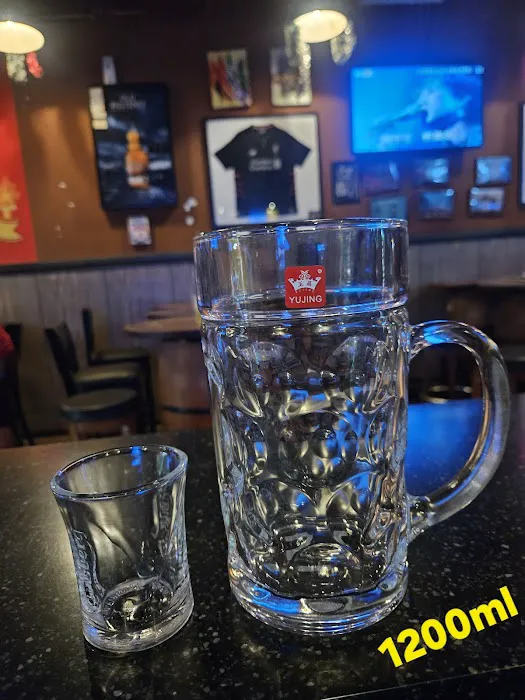 Kafe Liverpool Sports Bar Picture 4