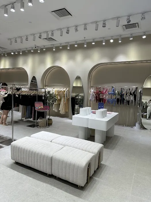 AIR SPACE - MyTOWN Shopping Centre Picture 10