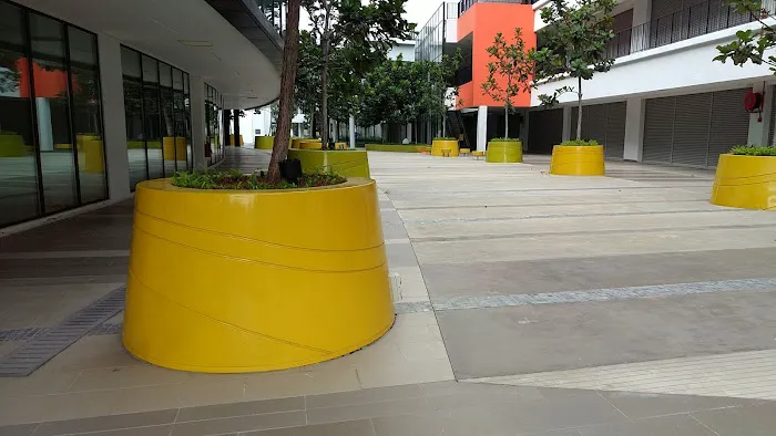 Centrus Mall Picture 1