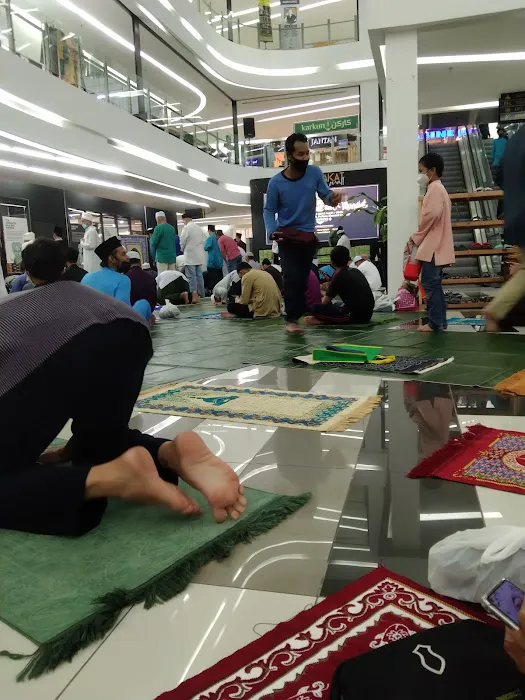 Centrus Mall Picture 8