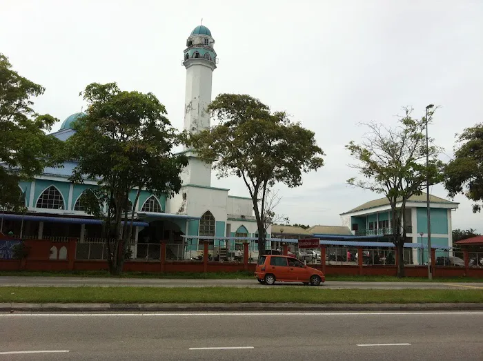 Al-Firdaus Mosque (Town Mosque) Picture 2