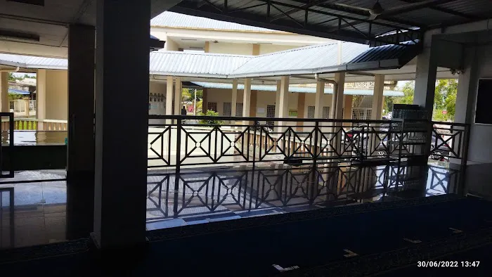 Al-Firdaus Mosque (Town Mosque) Picture 8