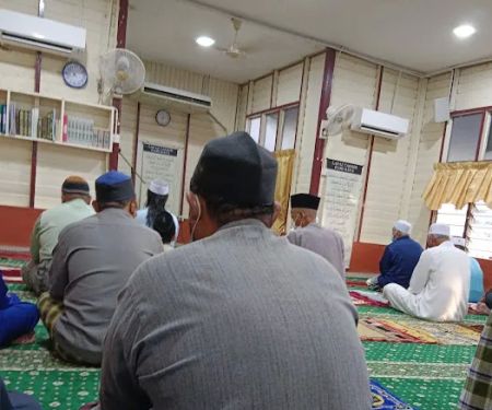 Surau Kariah Haji Sidek Jln Kenanga Kebun Baru