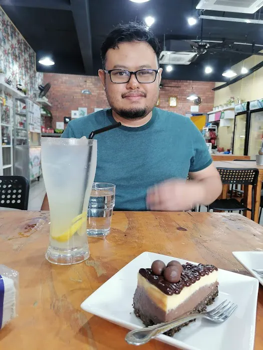 Callista Cafe & Bakery Picture 1