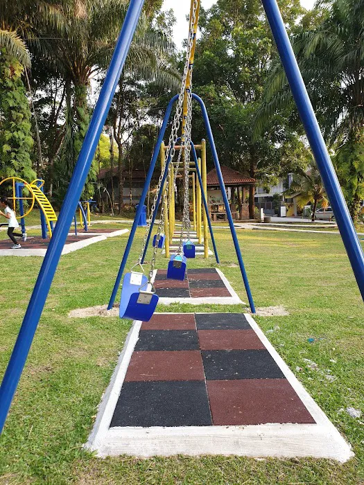 Taman Andaman Ukay Playground Picture 10