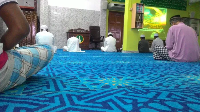 Nurul Hidayah Mosque (Town Mosque) Picture 8