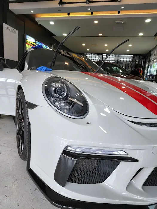 Enzo tint Shop LLumar mahkota Cheras windows film Picture 1