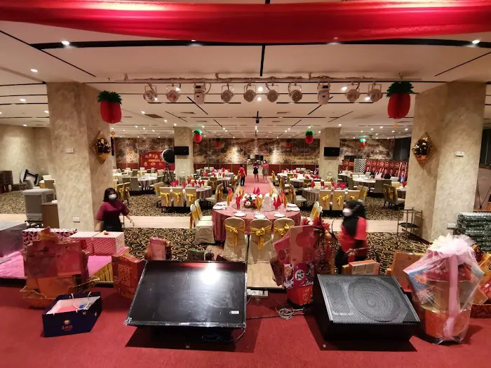 BMC Mall Picture 6