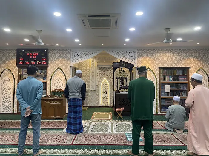 Surau Al Husna Picture 2