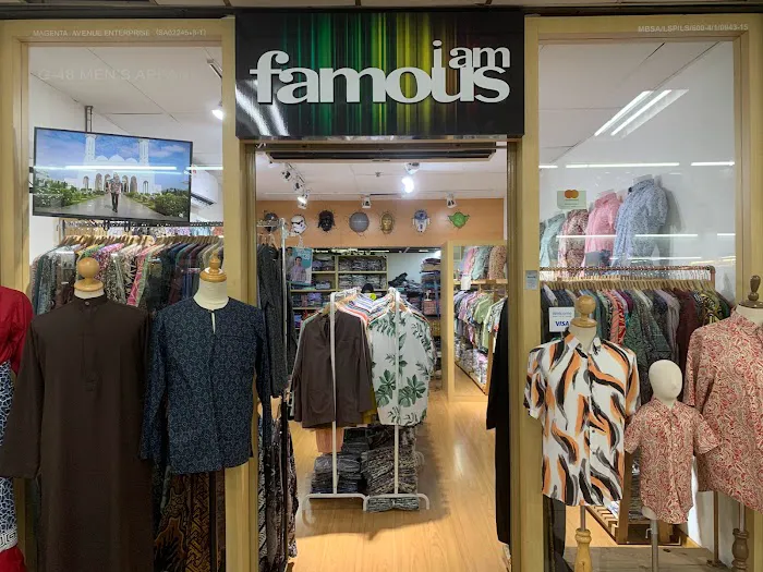 I Am Famous Picture 1