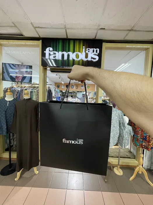 I Am Famous Picture 7