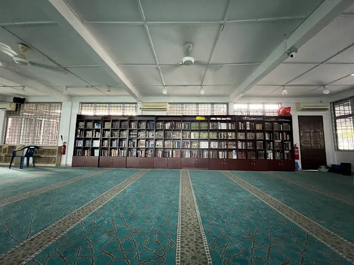 Medan Mosque Picture 10